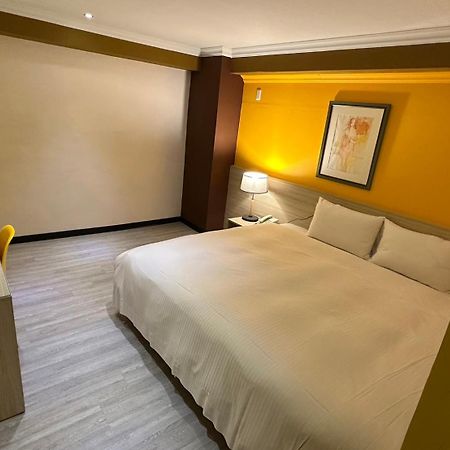 Lily Hotel Καοσιούνγκ Εξωτερικό φωτογραφία