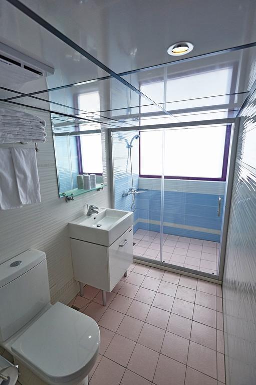 Lily Hotel Καοσιούνγκ Εξωτερικό φωτογραφία