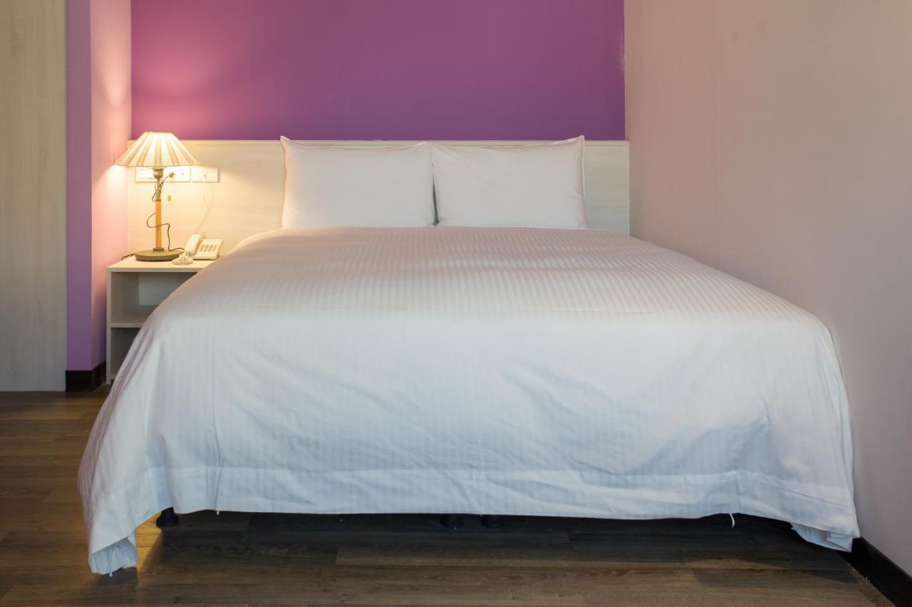 Lily Hotel Καοσιούνγκ Εξωτερικό φωτογραφία